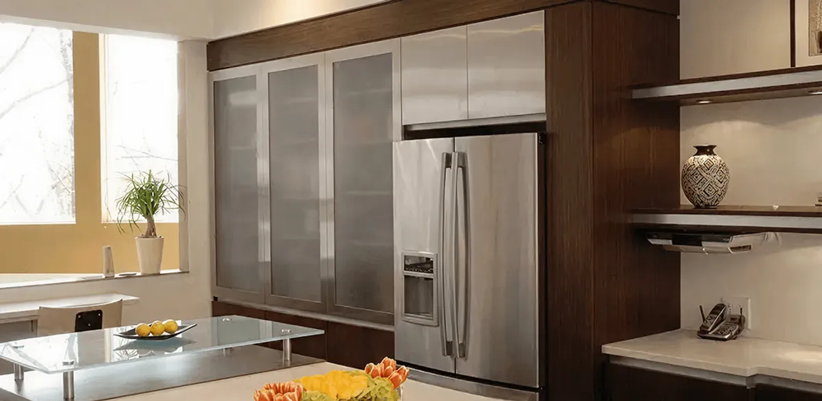 Cabinet door replacement and modern kitchen cabinet upgrade in Dayton, OH